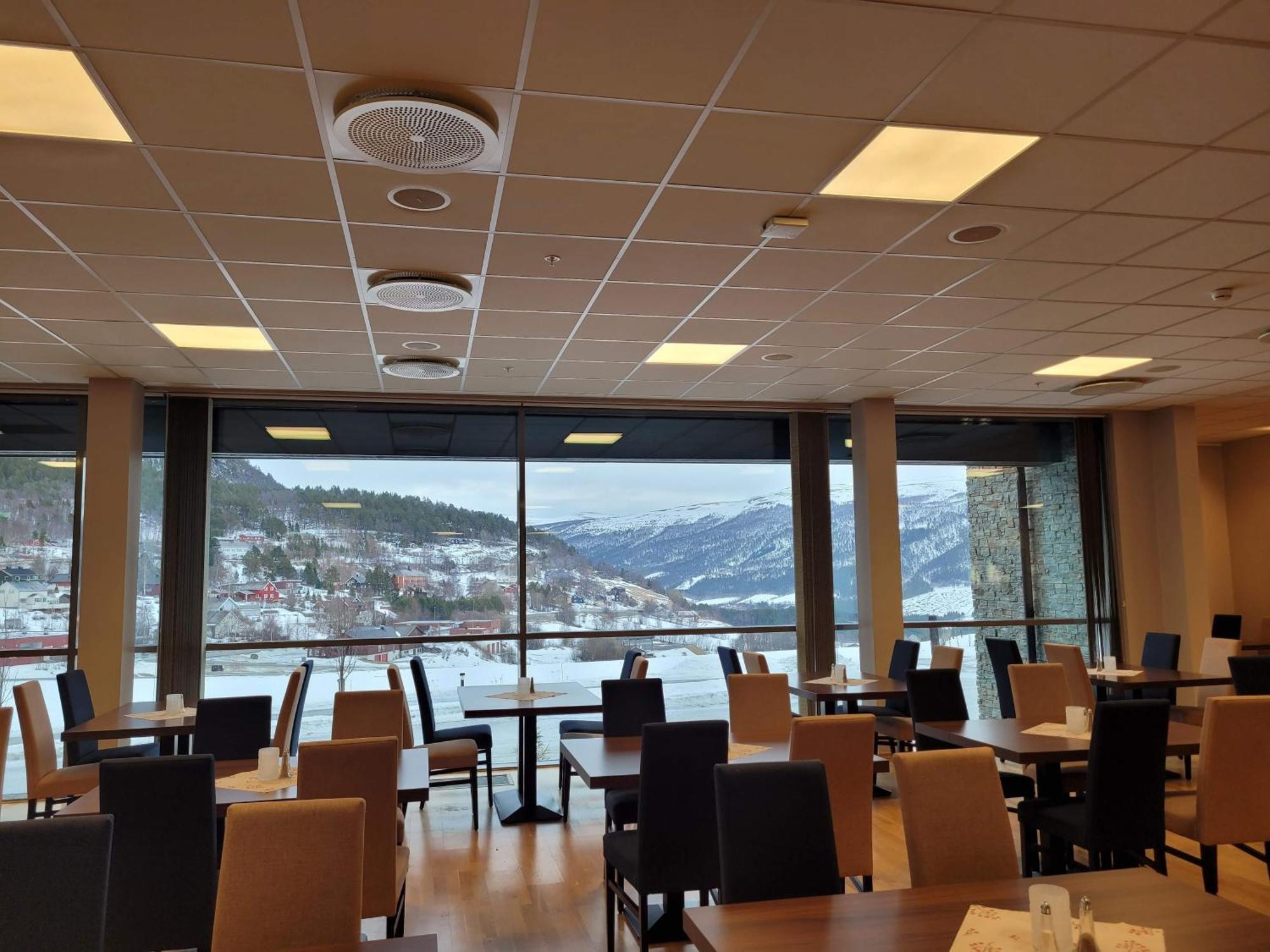 Dombastun Motel Kültér fotó